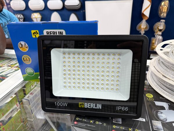 Berlin 100W LED Floodlight