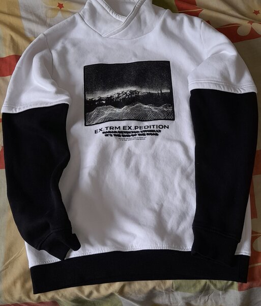 Pull Blanc et noir