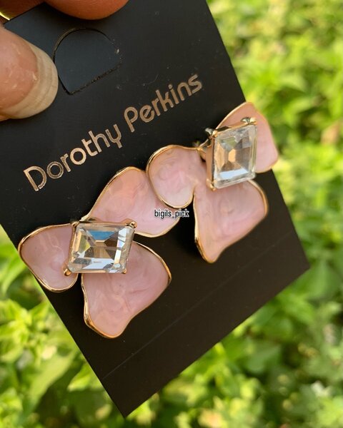 Earring