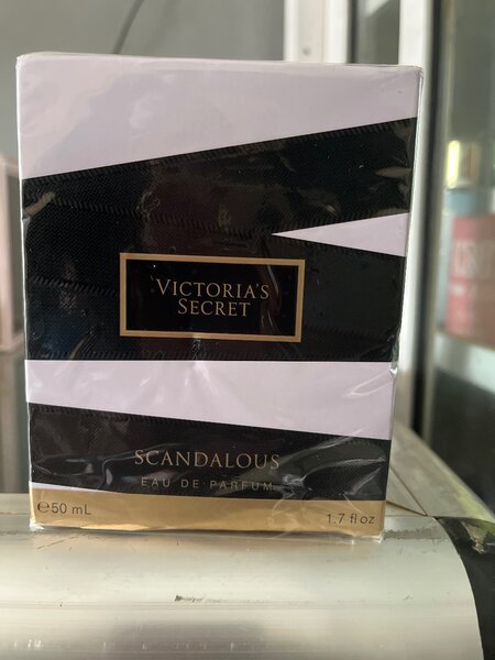 VICTORIA'S SECRET