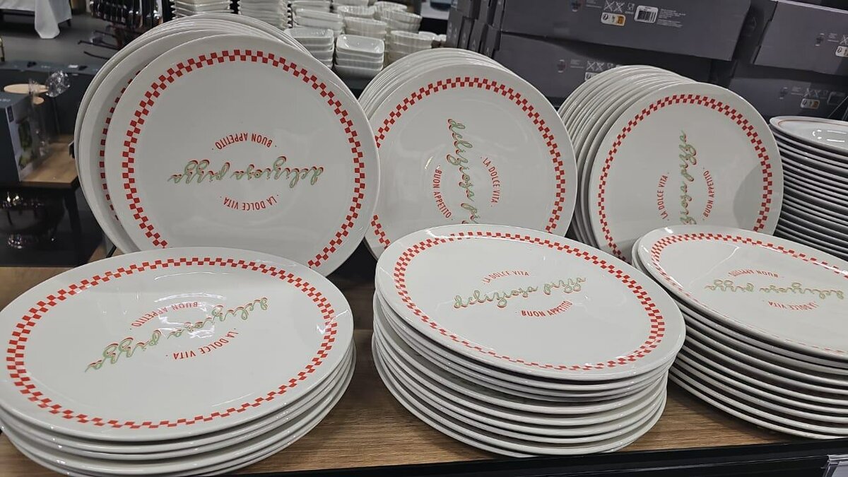 IZZA PLATE