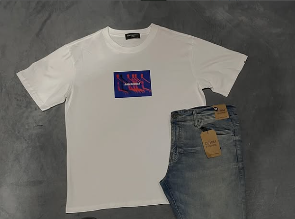 white t-shirt