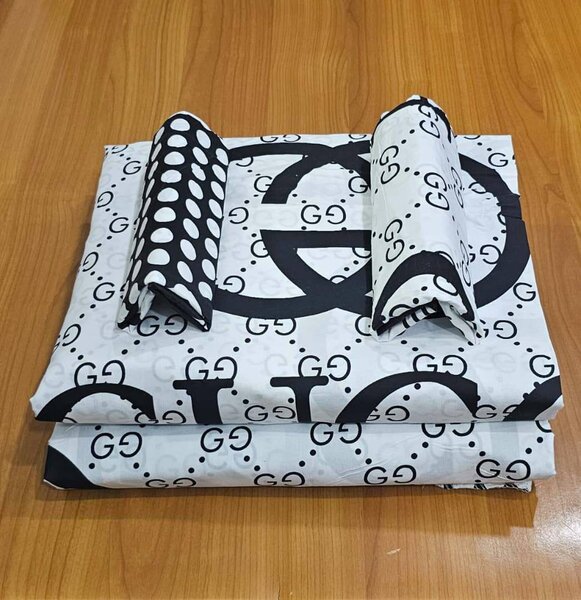Double size bedsheets