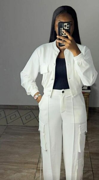 Ensemble blanc élégant