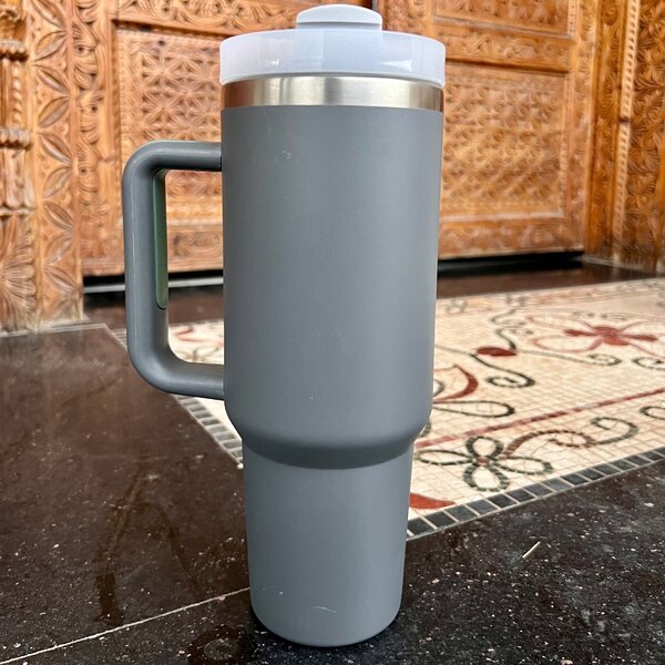Vacuum cups