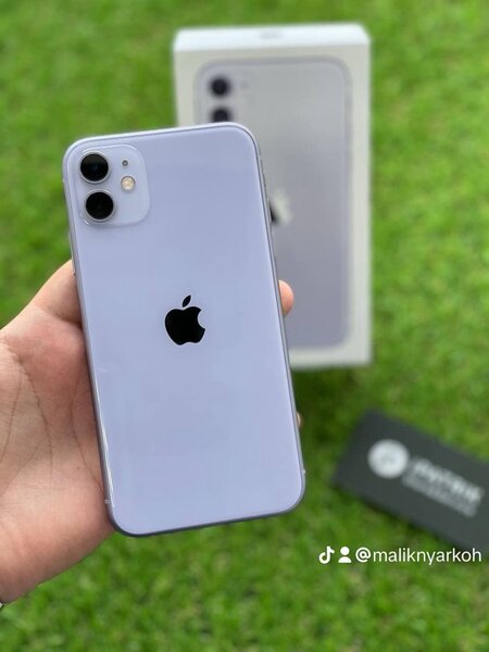 iPhone 11