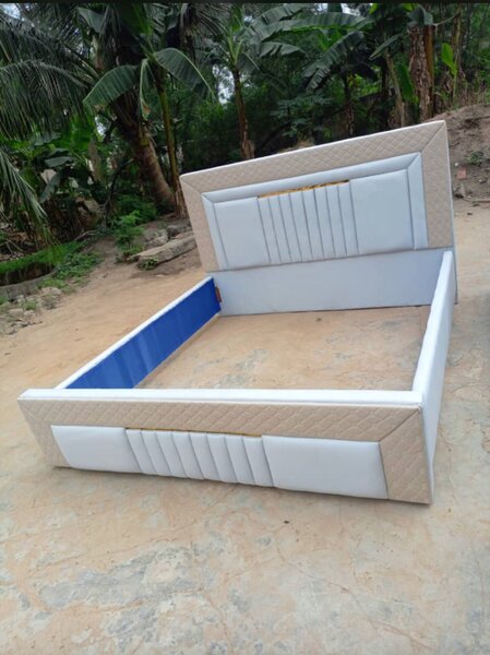 Queen size bed