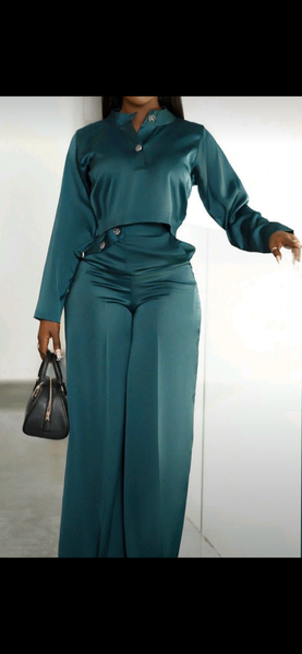 Élégant wears