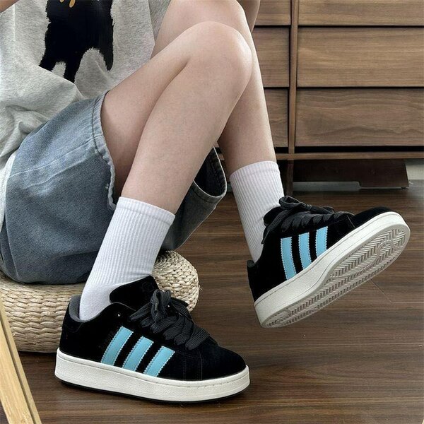 Adidas campus