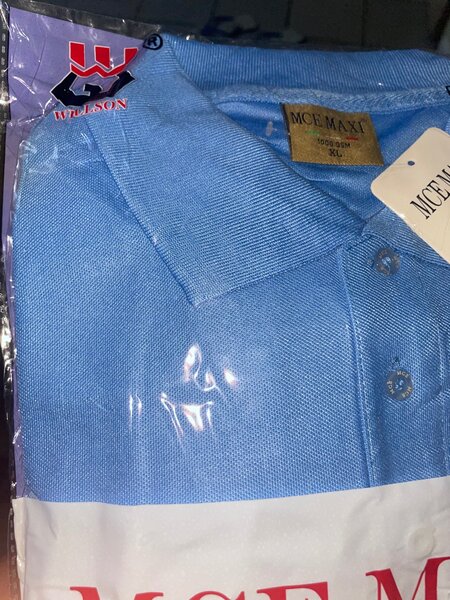 Polo bleu ciel