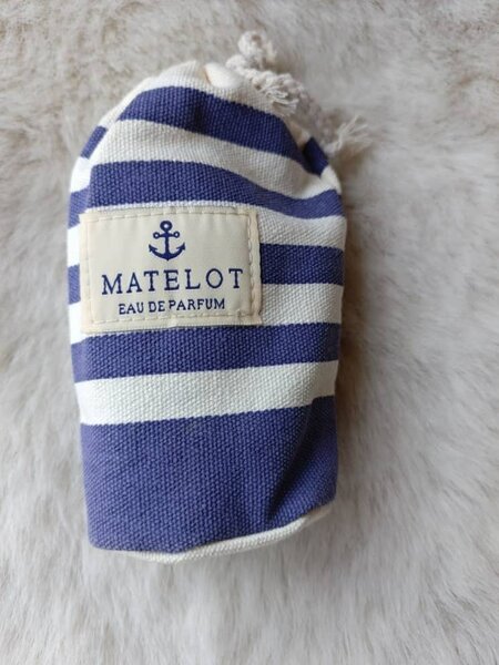 Matelot perform
