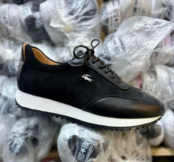 CHAUSSURE DE SORTIE