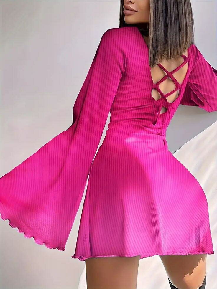 Robe rose manches évasées