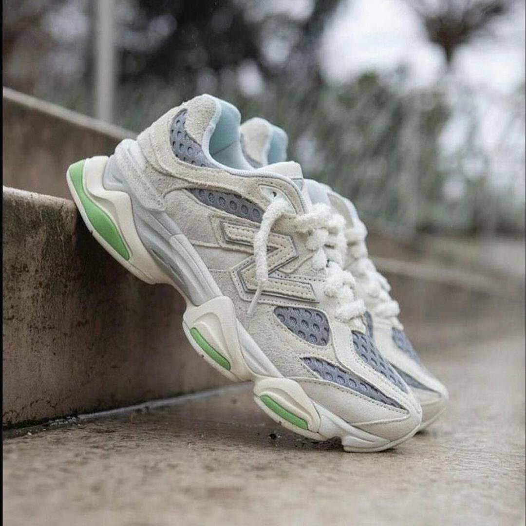 New Balance 9060s - Bricks & Wood