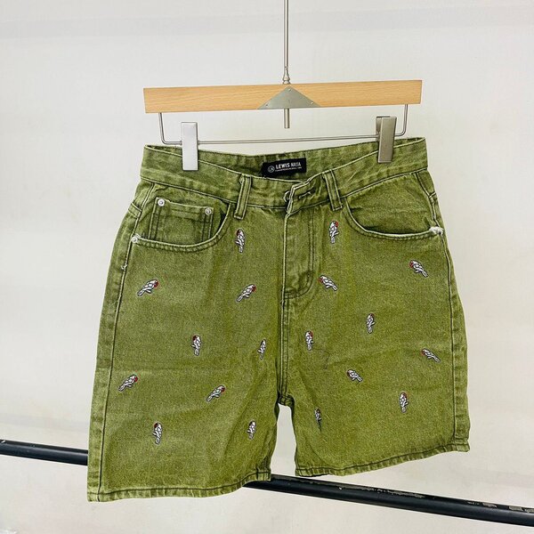 Short Jeans