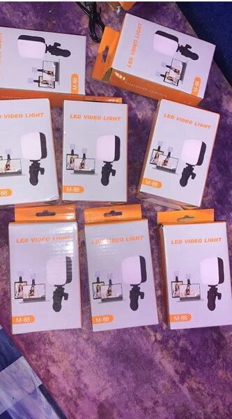 Led vidéo light