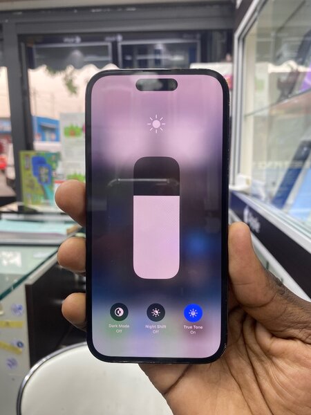 iPhone 14 pro 256Go