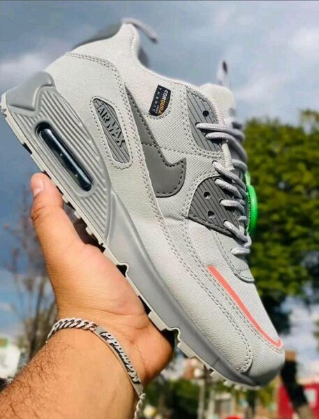 Basket Nike air Max