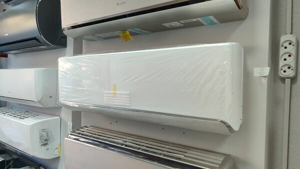 Gree Airy 18 Inverter icberg ( белый)
