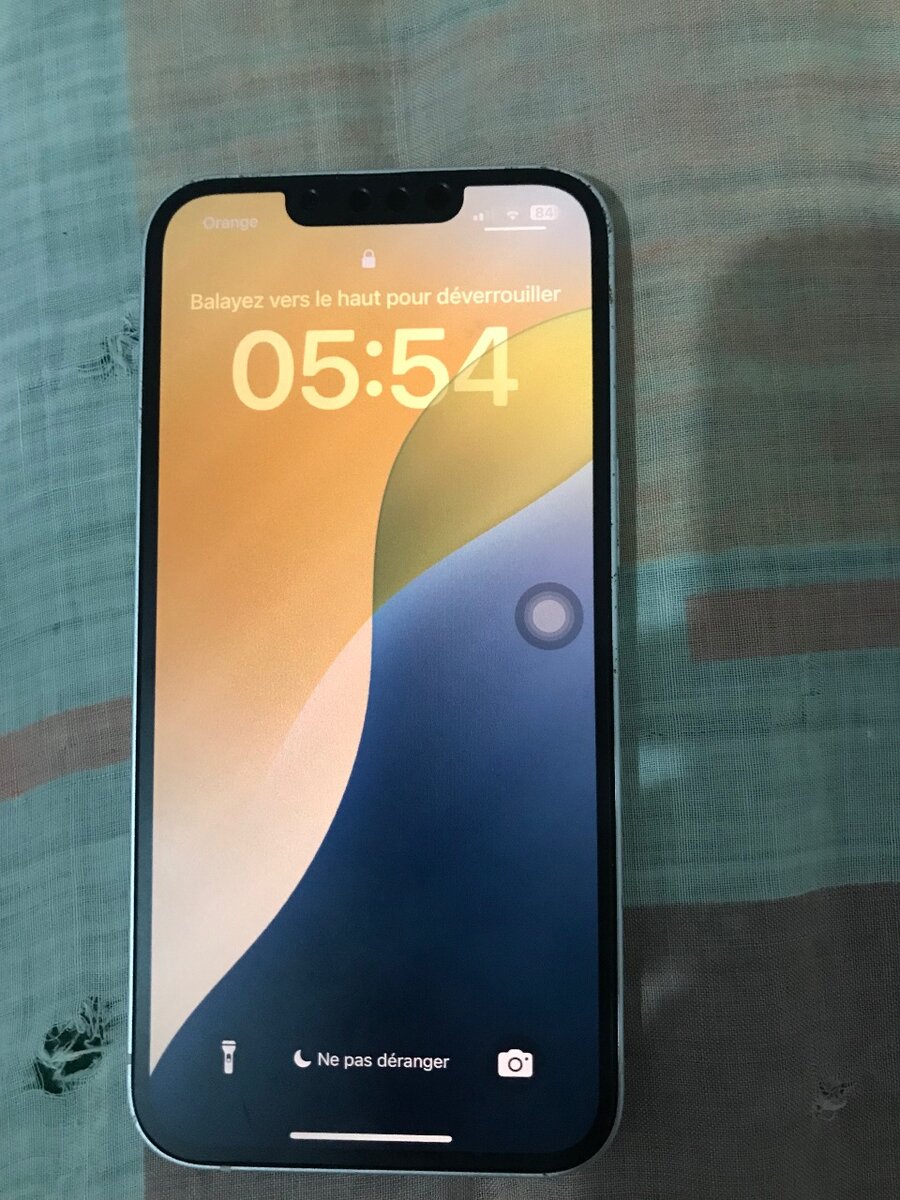 iPhone 13