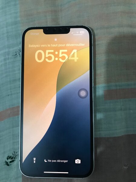 iPhone 13
