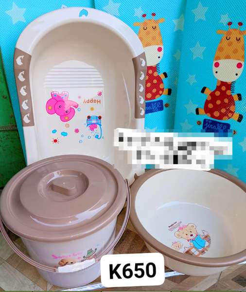 brown bathing kit