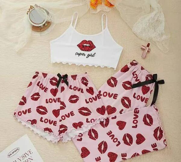 Nuisette, pyjamas