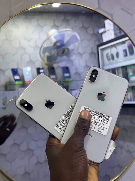 iPhone X