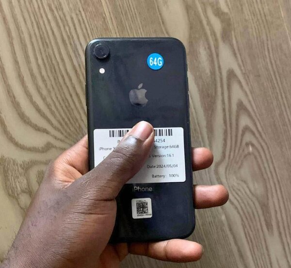 iPhone XR