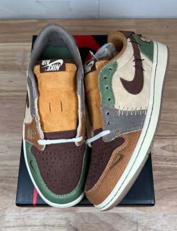 NIKE AIR