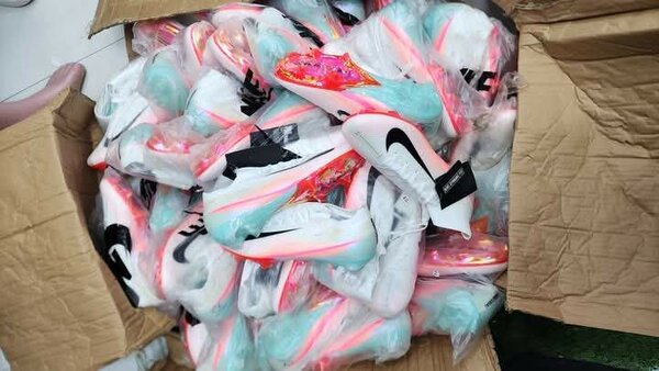 NIKE AIR ZOOM WHITE