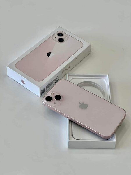 iPhone 13
