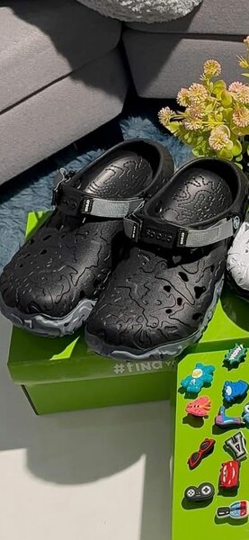 Crocs