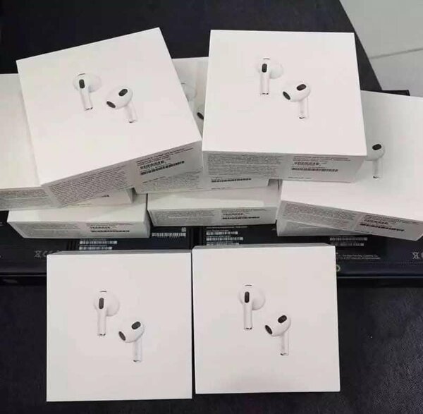 Air pods pro 3 . Disponible