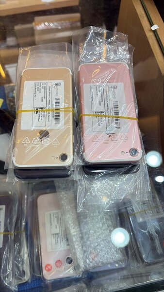 Iphone 7 quasi neuf importé