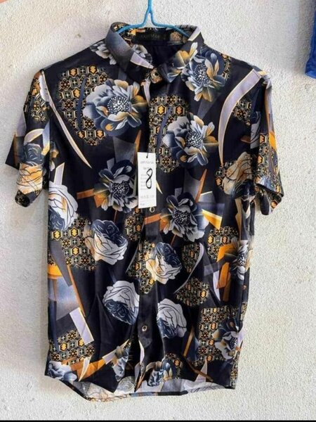 Chemise à motifs colorés homme