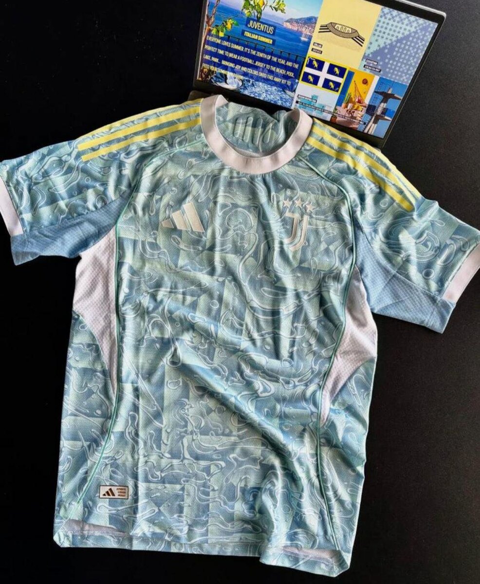Maillot Juventus Domicile et Extérieur