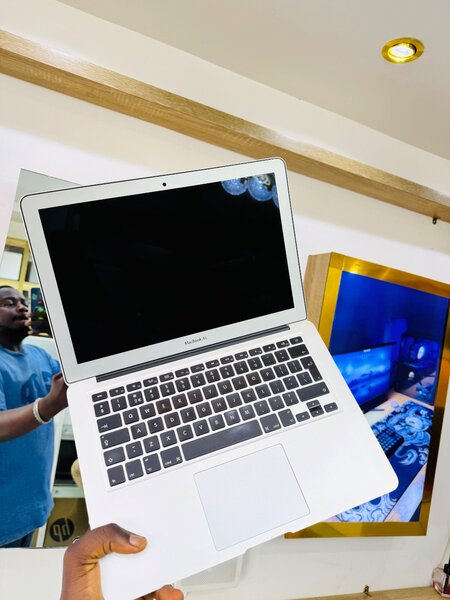 MACBOOK AIR 2015