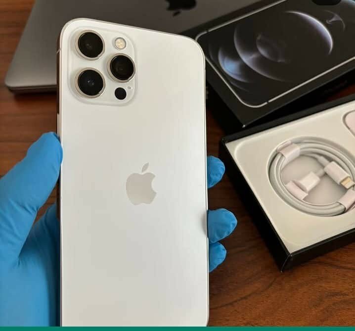 iPhone 12pro Max 128Gb Neat Battery Health 100%