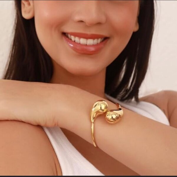 Bangle for ladies