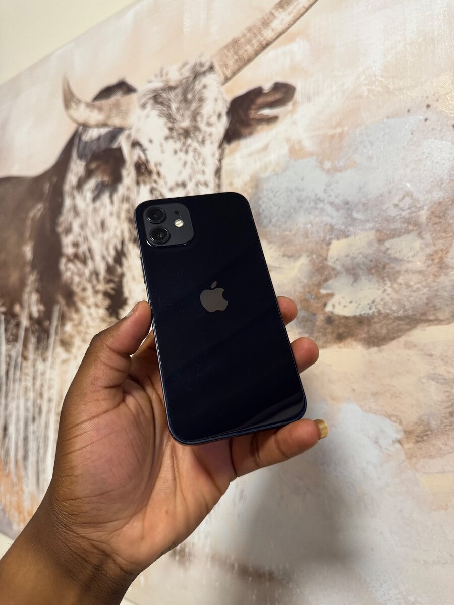 IPHONE 12