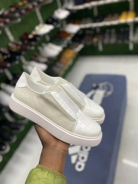 Pradda moccasin