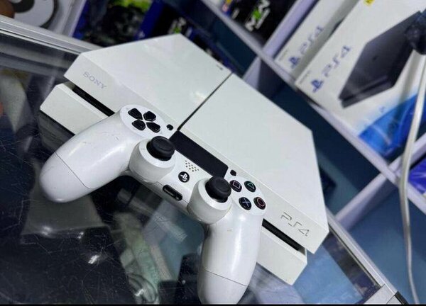 Sony PS4 Console Blanc