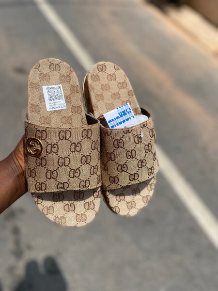 Men slippers