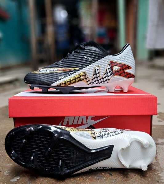 Soccer boots