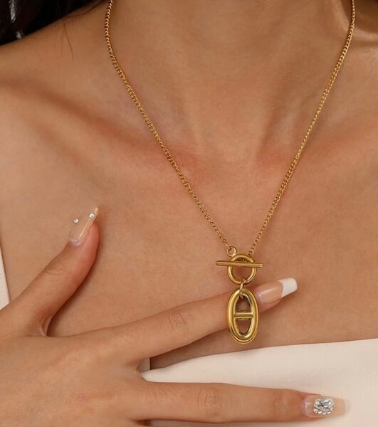 Geometric necklace