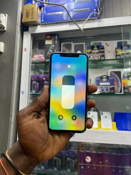 iPhone X 64giga casineuf sans Face ID
