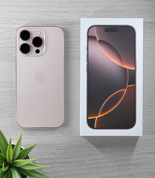 iPhone 16 Pro