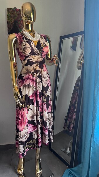 Women dress