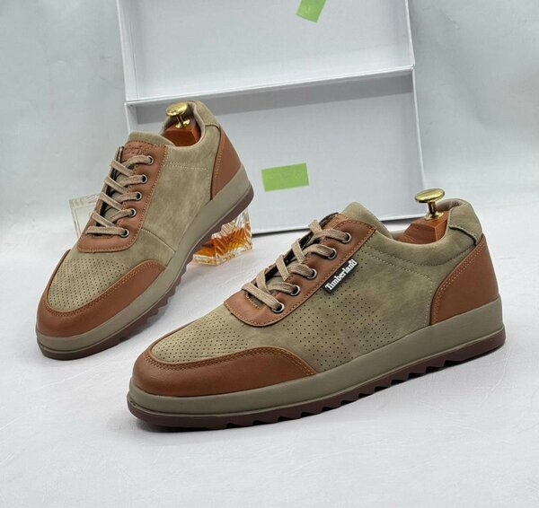 Fashion shoes